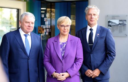 Podelitev nagrade EP državljan Evrope Sandiju Curku 03 Foto Ljubo Vukelič